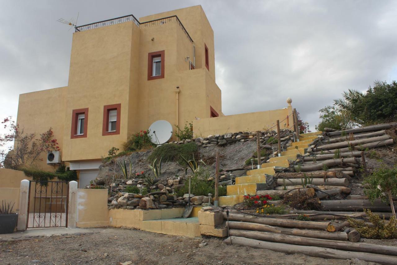 Oasis Montana Peace In Tabernas Desert 外观 照片